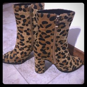 Leopard boots